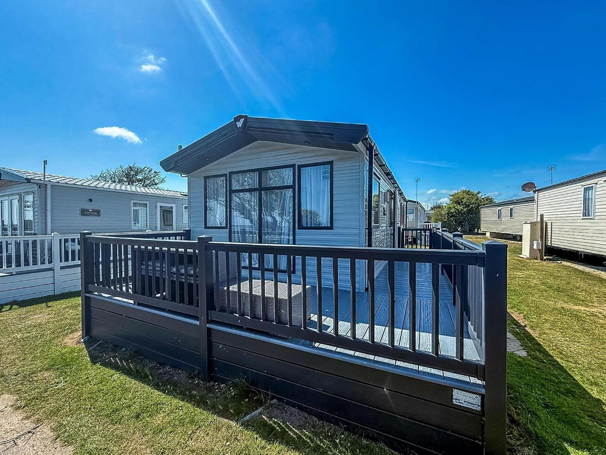 Beautiful 6 Berth Caravan, Nearby Beach In Suffolk Ref 68016Bs Lowestoft Eksteriør billede